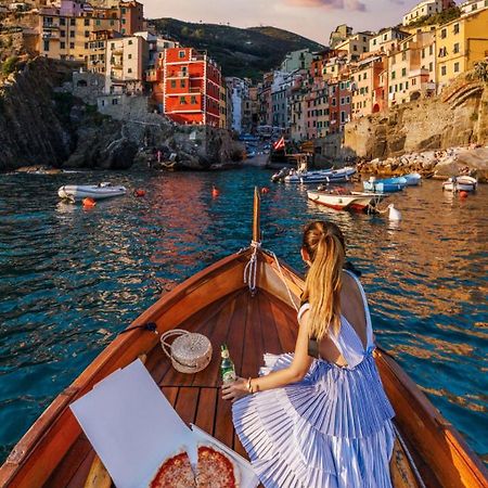 Mari - Between Land And Sea Riomaggiore Luaran gambar